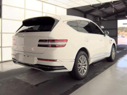 Used 2025 Genesis GV80 2.5T AWD/4WD image 5