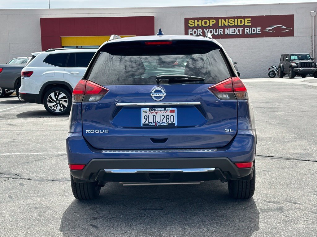 Used 2018 Nissan Rogue SL w/ Premium Package FWD image 6