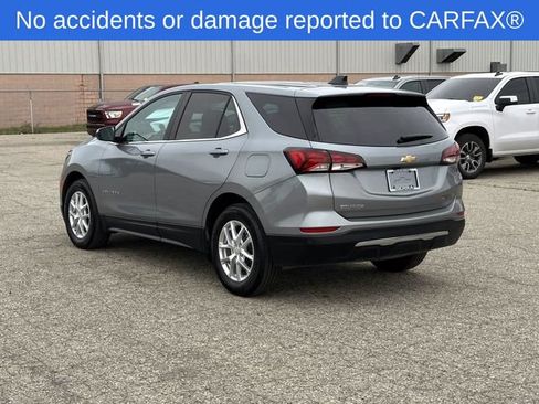 Certified 2024 Chevrolet Equinox LT FWD image 3