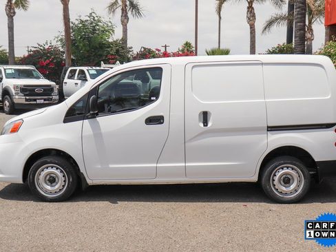 Used 2020 Nissan NV200 S image 5