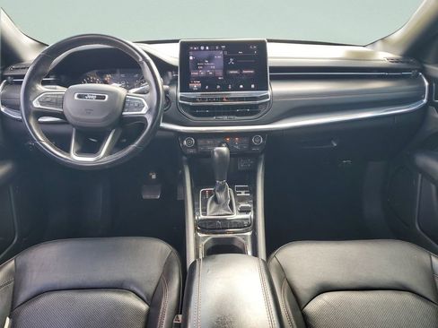 Used 2022 Jeep Compass Limited image 13