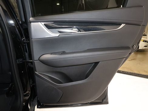 Certified 2025 Cadillac XT5 Premium Luxury image 19