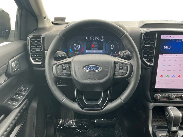 Certified 2025 Ford Ranger Lariat w/ FX4 Off-Road Package AWD/4WD image 13