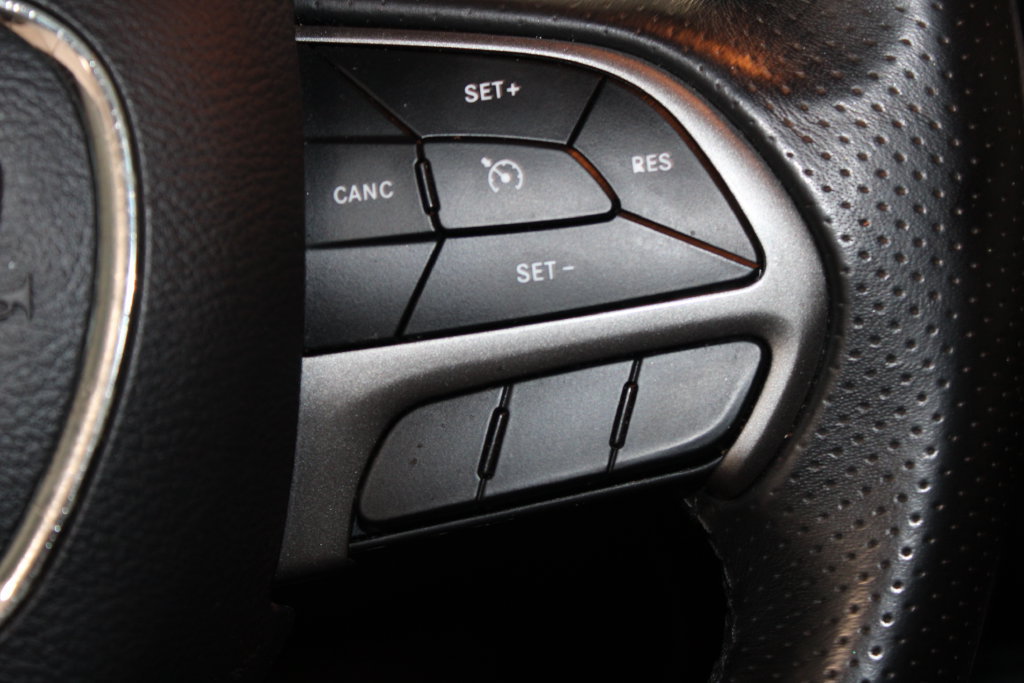 Used 2019 Dodge Challenger R/T RWD image 27
