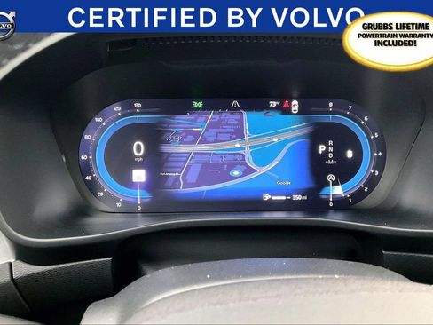 Used 2024 Volvo XC40 B5 Core image 27