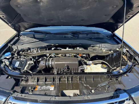 Certified 2022 Ford Explorer Limited w/ Equipment Group 301A image 19