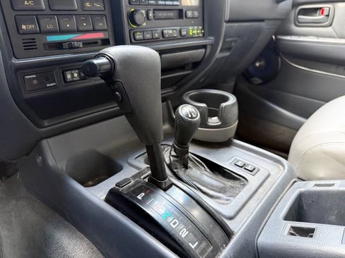 Used 1996 Toyota Land Cruiser image 55