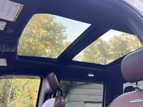 Used 2019 Ford F250 Platinum w/ Platinum Ultimate Package image 39