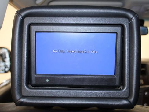 Used 2016 INFINITI QX80 4WD w/ 22" Wheel Package image 37