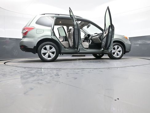 Used 2015 Subaru Forester 2.5i Premium w/ All-Weather Package image 47