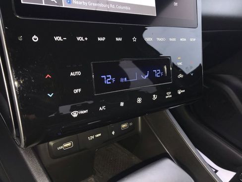 Used 2023 Hyundai Santa Cruz Limited image 19