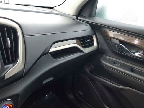 Used 2019 GMC Terrain Denali w/ Advanced Safety Package image 25