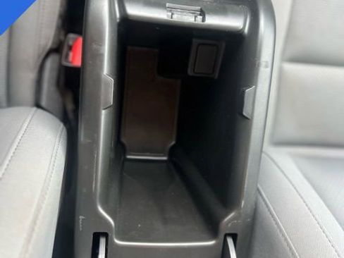 Used 2021 Chevrolet Colorado W/T w/ Custom Special Edition image 19