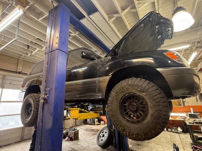 Used 2001 Lexus LX 470 Base 4WD 4dr SUV