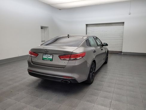 Used 2016 Kia Optima EX FWD image 9