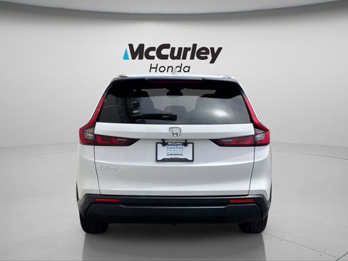 Certified 2025 Honda CR-V LX image 4