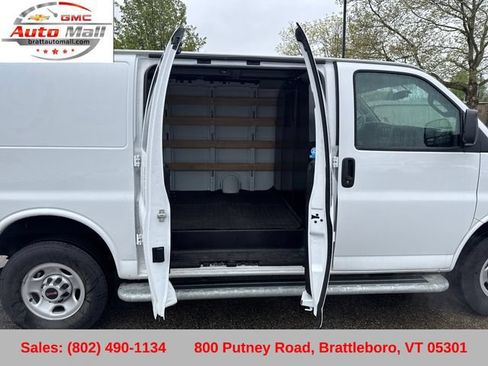 Used 2024 GMC Savana 2500 w/ Driver Convenience Package RWD image 25