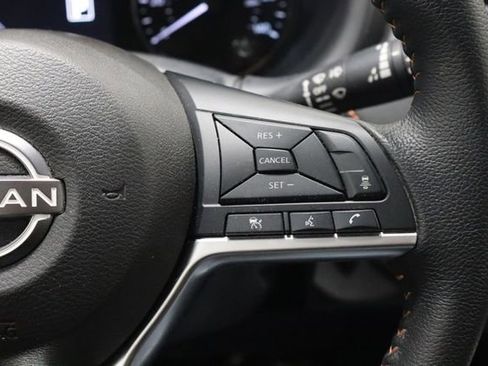 Used 2022 Nissan Kicks SR FWD image 24