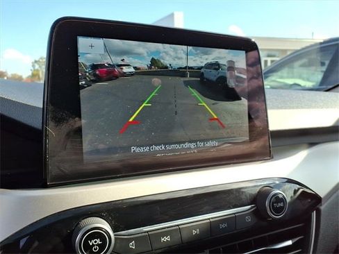 Used 2020 Ford Escape SEL image 19