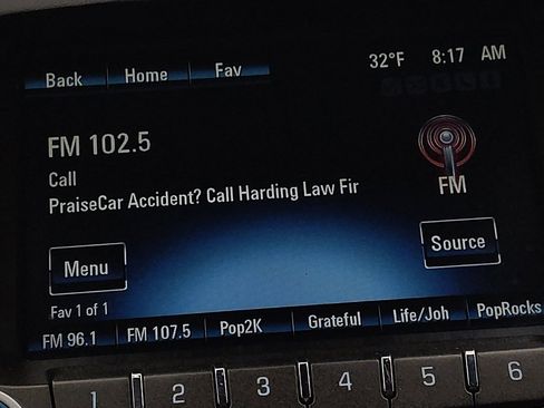 Used 2015 Chevrolet Equinox LT image 25