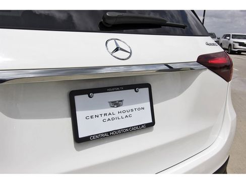 Used 2024 Mercedes-Benz GLE 450e 4MATIC image 30