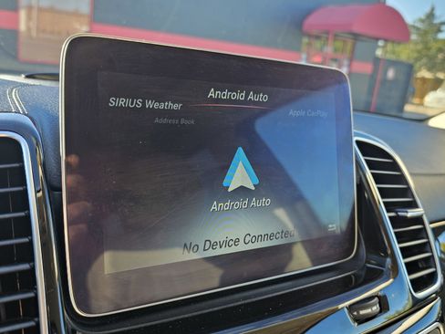 Used 2019 Mercedes-Benz GLS 450 4MATIC w/ Premium 1 Package image 41