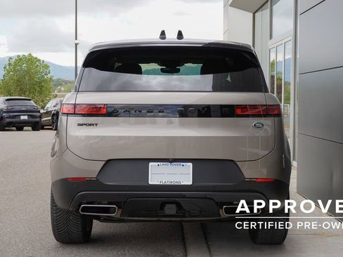 Used 2023 Land Rover Range Rover Sport SE AWD/4WD image 6