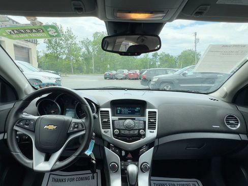 Used 2013 Chevrolet Cruze LT FWD image 15