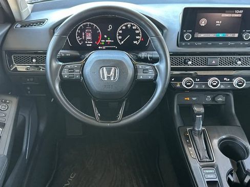 Used 2022 Honda Civic EX image 16