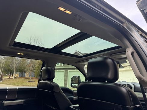 Used 2017 Ford F350 Lariat w/ Lariat Ultimate Package image 23