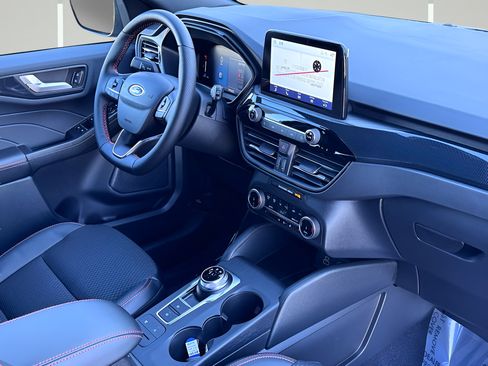 New 2026 Ford Escape ST-Line w/ Cold Weather Package FWD image 6