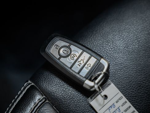 Used 2019 Ford F150 Lariat w/ Equipment Group 502A Luxury image 59