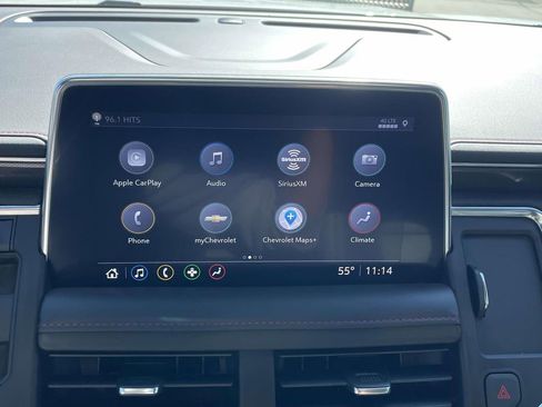 Used 2021 Chevrolet Suburban RST w/ Luxury Package image 29