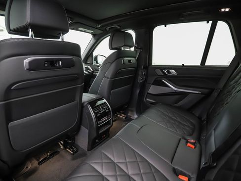 New 2026 BMW X5 xDrive50e image 21