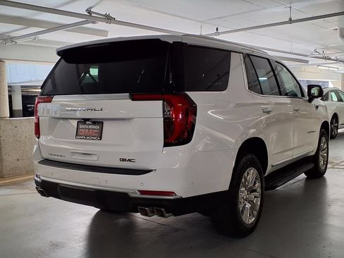 New 2026 GMC Yukon Denali w/ LPO, Floor Liner Package RWD image 8