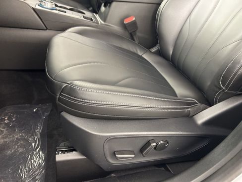 New 2026 Ford Escape Platinum w/ Premium Technology Package image 19