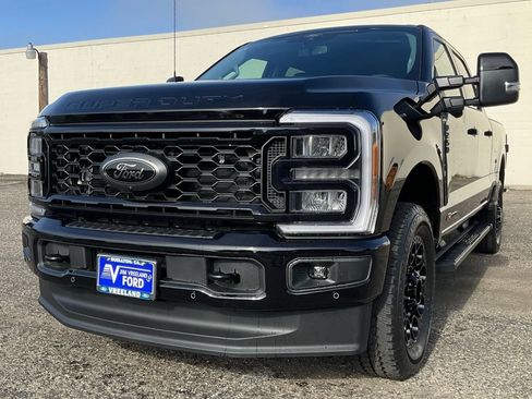New 2026 Ford F250 Lariat w/ Black Appearance Package AWD/4WD image 65
