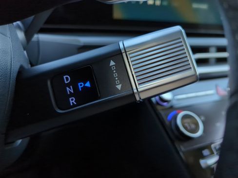 Certified 2025 Hyundai Santa Fe SEL image 26