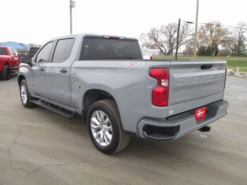 Certified 2024 Chevrolet Silverado 1500 Custom image 8