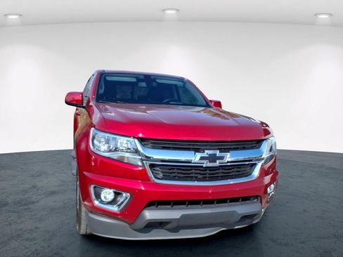 Used 2019 Chevrolet Colorado LT w/ LT Convenience Package RWD image 9