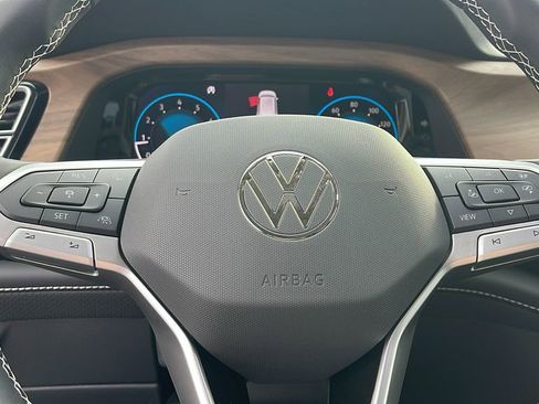 New 2026 Volkswagen Atlas SE image 22