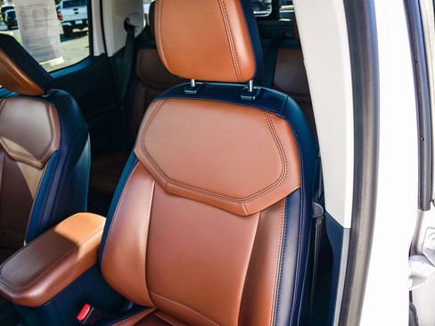 Used 2023 Ford Maverick Lariat image 23