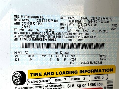 Used 2025 Ford Expedition Platinum w/ Driver's Package image 30