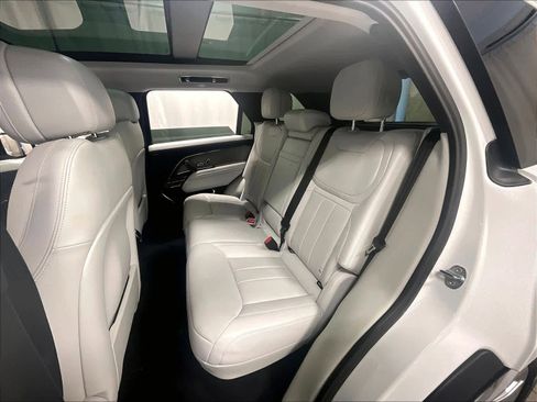 Used 2023 Land Rover Range Rover Sport SE image 15