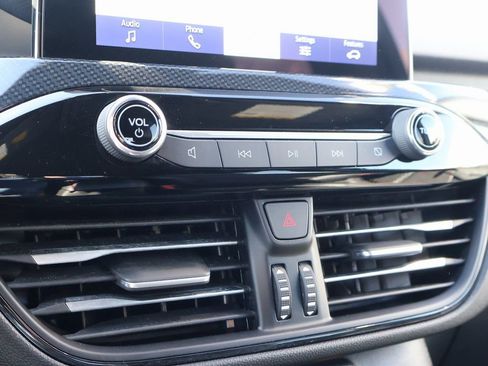 Used 2025 Ford Escape ST-Line image 35