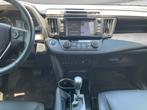 Used 2018 Toyota RAV4 Limited w/ Advanced Technology Package AWD/4WD image 13