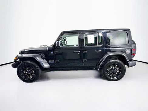 Used 2025 Jeep Wrangler Sahara w/ Safety Group image 4