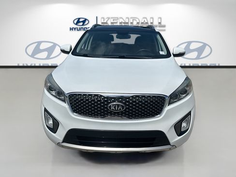 Used 2017 Kia Sorento SX FWD image 2