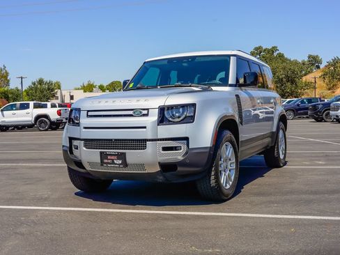 Used 2024 Land Rover Defender 110 S AWD/4WD image 3