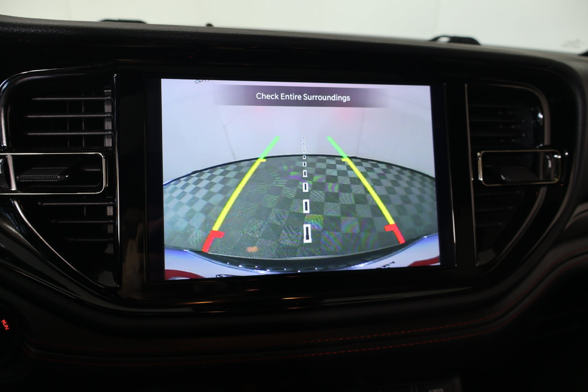 Used 2025 Dodge Durango GT AWD/4WD image 6